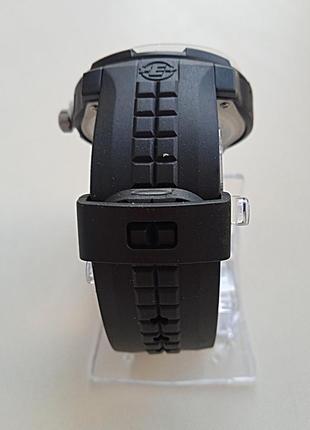 Часы timex expedition t49831. оригинал. купленный в сша.