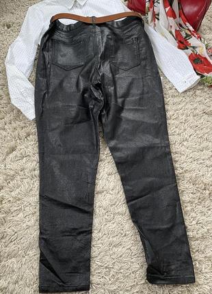 Шикарные черные джинсы с напылением под кожу ,f&f,p.18-209 фото