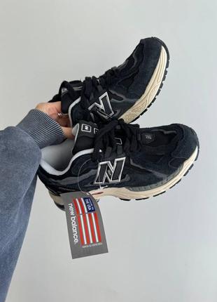 Круті жіночі кросівки new balance 1906r black beige premium чорні3 фото