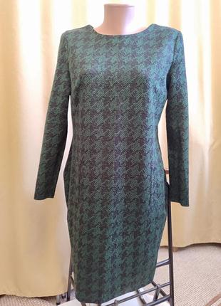 8. платье с узором "гусиная лапка"