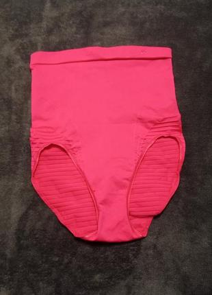Утягивающие трусы с высокой талией triumph