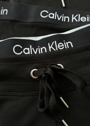 Костюм на флисе от calvin klein9 фото