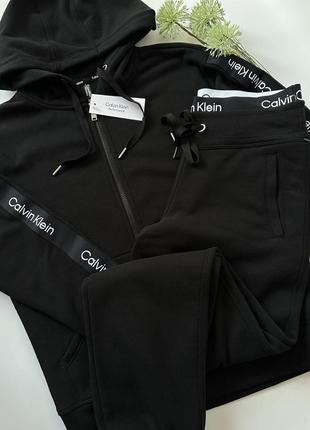 Костюм на флисе от calvin klein