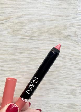 Матовый карандаш для губ nars velvet matte lip pencil4 фото