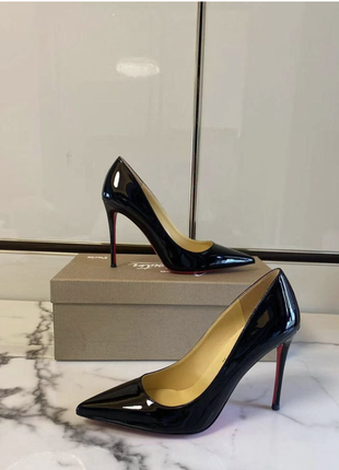 Женские черные кожаные лакированные туфли-лодочки christian louboutin so kate 12 см  лабутены лабуте3 фото