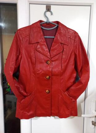 Пиджак красный из натуральной кожи1 фото