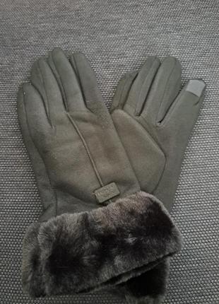 Женские перчатки с тачпадом на указательном пальце4 фото