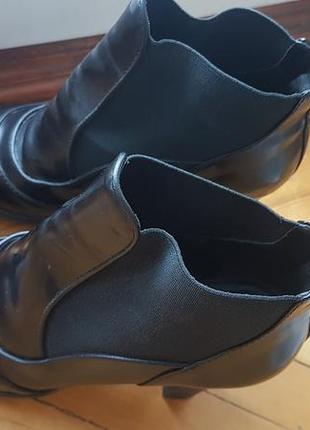 Итальянские брендовые черные кожаные ботиночки tod's 36,5 размер3 фото