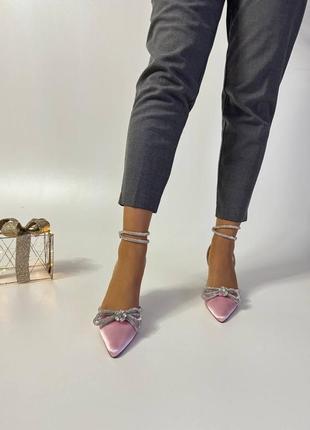 Стильні туфельки стильні туфлі рожеві туфельки туфлі бантики атласні туфлі з бантиком зі страз туфельки на підборах7 фото