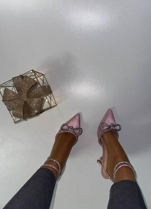 Стильні туфельки стильні туфлі рожеві туфельки туфлі бантики атласні туфлі з бантиком зі страз туфельки на підборах3 фото
