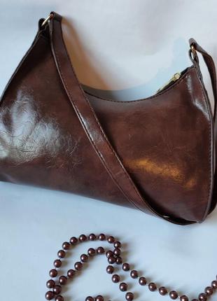Классическая сумочка багет на плечо (темно-коричневая)4 фото