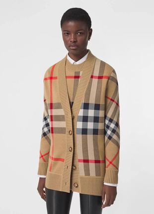 Кардиган в клетку в стиле burberry коричневый