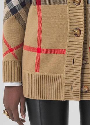 Кардиган в клетку в стиле burberry коричневый7 фото