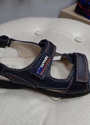 Кожаные босоножки для мальчика 32.35.36р