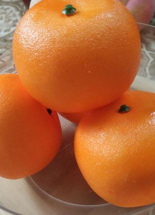 Мандарин искусственный муляж из пенопласта 5,5 см.