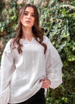 Сорочка вишита жіноча лляна білим по білому "podilya" дизайнерська3 фото