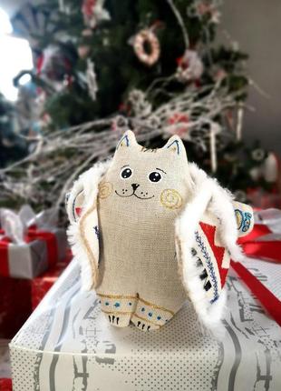 Сувенір ванільний ароматизований "кіт у вишитому кожушку " ручної роботи, handmade милий декор