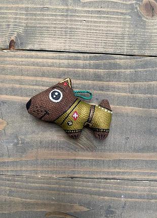 Брелок текстильний ароматизований ванільний «песик в однострої» ручної роботи, handmade милі прикраси