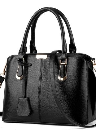 Женская классическая сумка с ручками на ремне alessia black