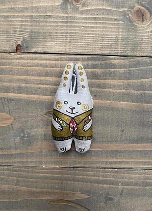 Брелок текстильний ароматизований ванільний «зайчик в однострої» ручної роботи, handmade милі прикраси