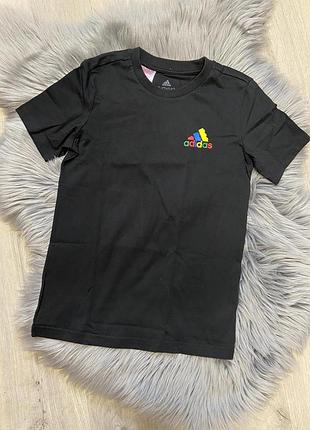 Футболка adidas из лимитированной коллекции lego