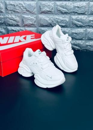 Nike білі кросівки жіночі на високій підошві розміри 36-41