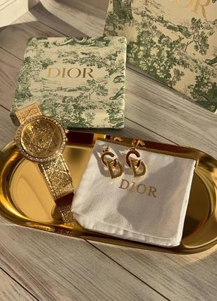 Сережки в стилі dior