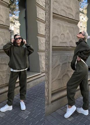 Супер м'який та приємний 🖤💚🩶
😍костюм❤️