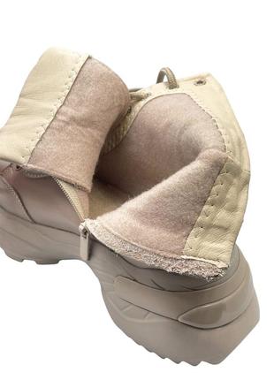 Демисезонные ботинки женские jordan 6113p/35 бежевый 35 размер2 фото