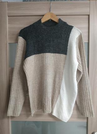 Стильний асиметричний светр з вовною та альпакою