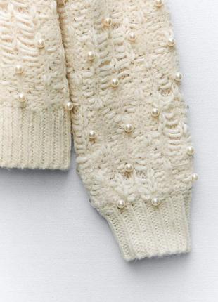 Фактурный трикотажный свитер с искусственными жемчужинами zara6 фото