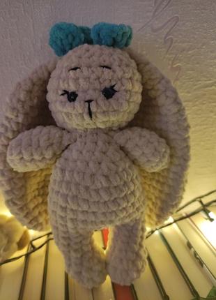 Плюшева зайка)