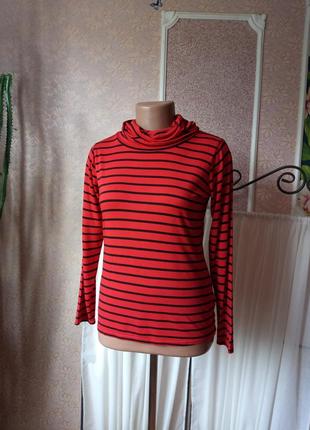 Стильний гольф в полоску isle.