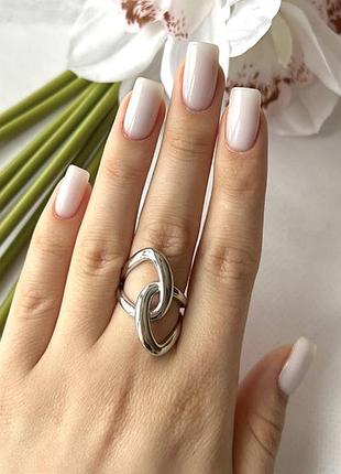 Серебряное кольцо