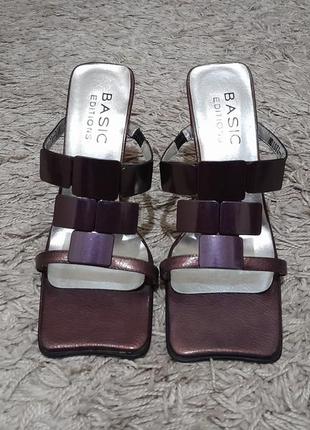 Босоножки кожа 38,39р