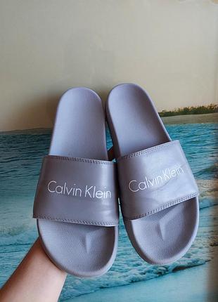 Чоловічі шльопанці calvin klein