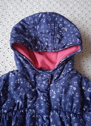 Демисезонная курточка на флисе для девочки с капюшоном пальто теплая куртка на весну осень длинная с поясом5 фото