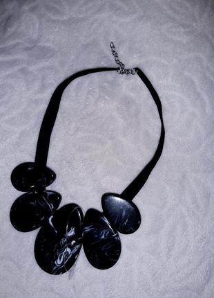 Намисто з каміння