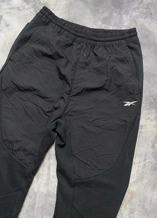 Спортивные штаны reebok с нейлоновыми вставками2 фото