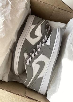 Кроссовки nike air jordan 1 low wolf grey