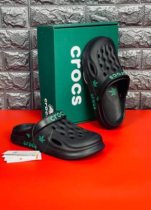 Мужские шлепанцы crocs черные шлепанцы кроксы