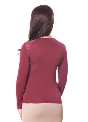 Женская бордовая блузка с кружевными вставками2 фото