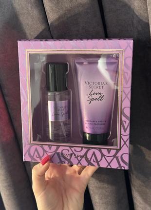 Набор victoria secret love spell1 фото