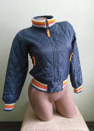 Короткая куртка бомбер. стеганая курточка. вышивка демисезонная, спортивная, молодежная.2 фото