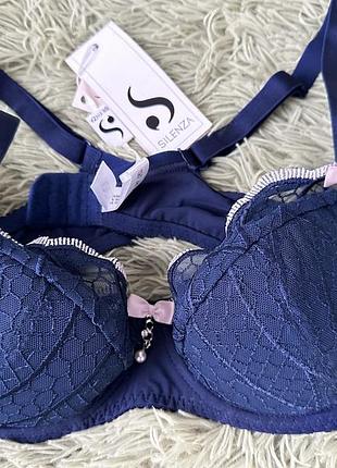 Бюстгальтер бюст ліфчик