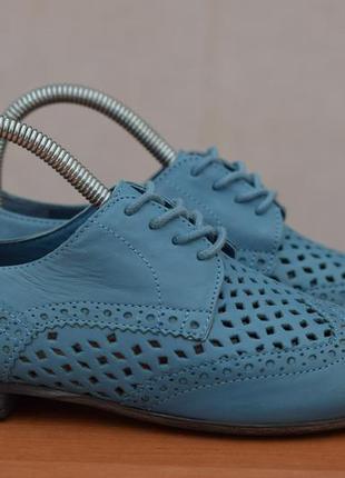 Кожаные летние голубые туфли на каблучке с перфорацией hotter, 36 размер. оригинал