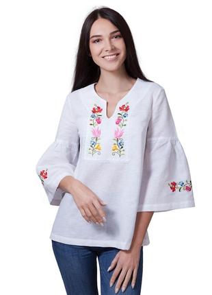 Блуза жіноча з льону з вишивкою