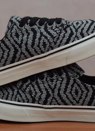 Чорні кеди, кросівки в білий принт vans, розмір 36.5. оригінал8 фото