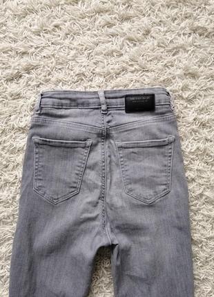 Классные женские рваные джинсы tally weijl 34 в очень хорошем состоянии5 фото