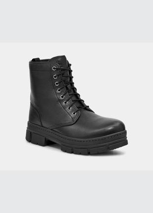Мужские кожаные ботинки ugg